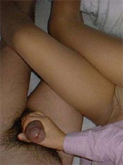 Chinese amateur chick shows her asian pussy