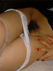 Lovely chinese amateur chick shows her asian pussy and sucks a dick