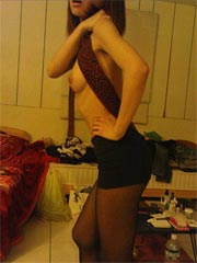 Asian GF shows off nice sexy body at home