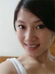 Hot and sexy Chinese babe is sharing her private photos here