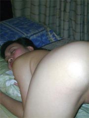 Horny n sexy Asian Amateur wife rams a huge fruit inside her juicy shaved pussy